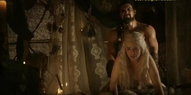 375px x 187px - Emilia Clarke Real Explicit Sex Scenes Daenerys Targaryen Game of Thrones  TNAFlix Porn Videos